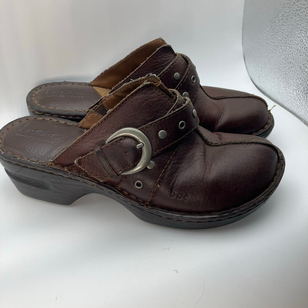 b.ø.c Brown Leather Clogs Slides Studded Buckle Comfort Shoes‎ Women’s 8 BC6650